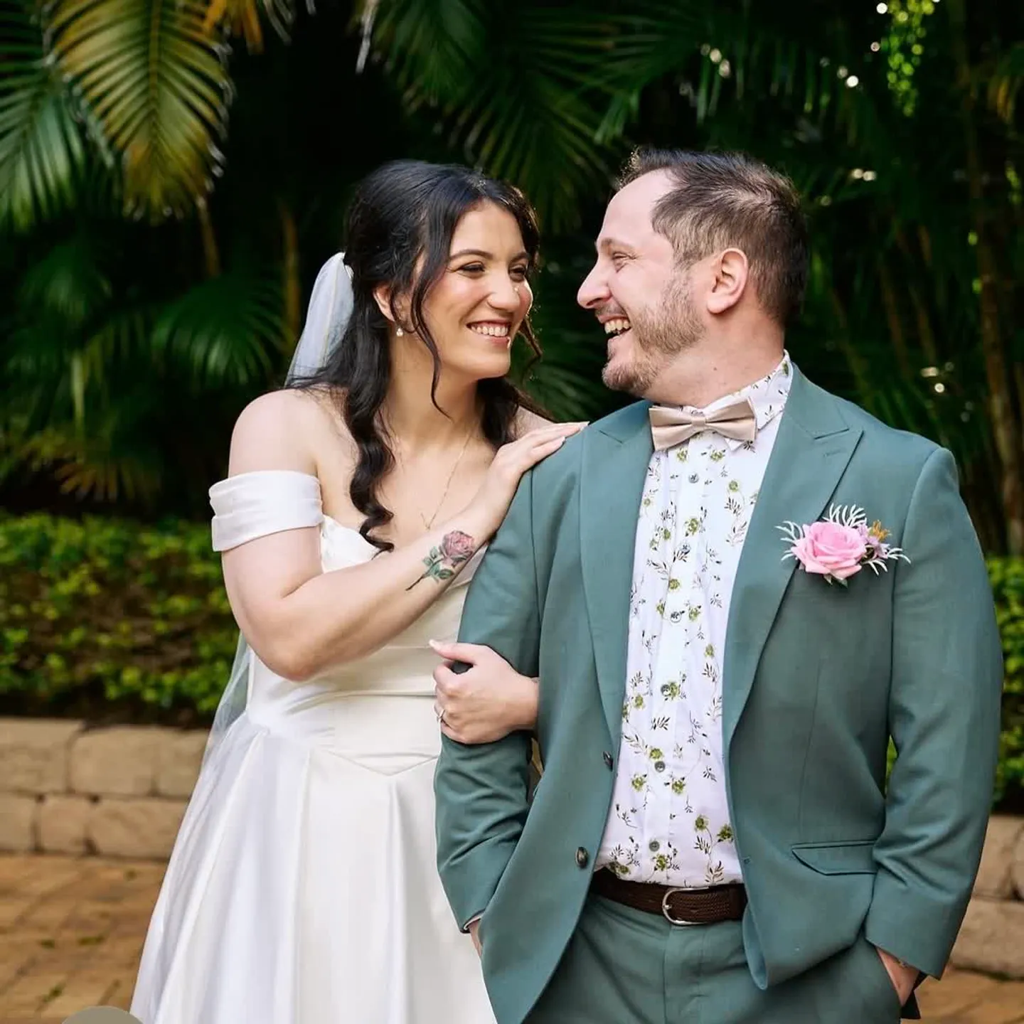 Jake Smith was the marriage celebrant for Esra & James at Shambala Estate, Mt Tamborine, Queensland, and they gave him a five star rating for his wedding celebrant services.