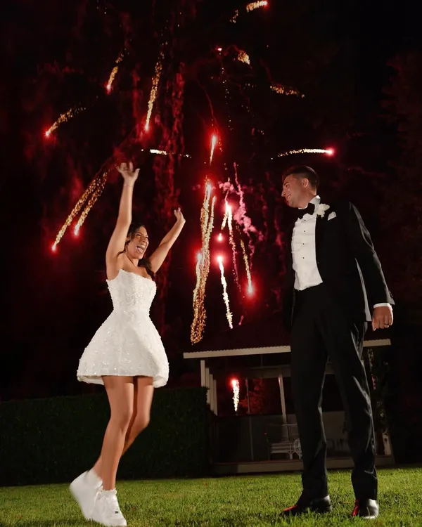 Jake Smith was the marriage celebrant for Elena & Oran at Gabbinbar, Toowoomba, Queensland, and they gave him a five star rating for his wedding celebrant services.