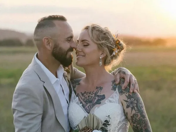 Jake Smith was the marriage celebrant for Amie & Cam at Private Property, Maroochy River, Queensland, and they gave him a five star rating for his wedding celebrant services.