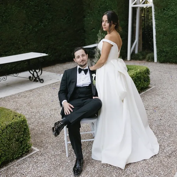 Jake Smith was the marriage celebrant for Mel & Ale at Jaspers Berry, Jaspers Brush, New South Wales, and they gave him a five star rating for his wedding celebrant services.