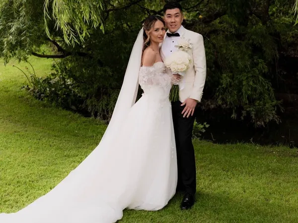 Jake Smith was the marriage celebrant for Kim & Daniel at The Pulpshed, Glen Ewin Estate, Adelaide, South Australia, and they gave him a five star rating for his wedding celebrant services.