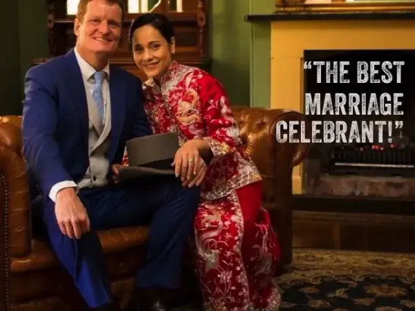 Jake Smith was the marriage celebrant for Bruce & Ailsa at Gabbinbar, Toowoomba, Queensland, and they gave him a five star rating for his wedding celebrant services.