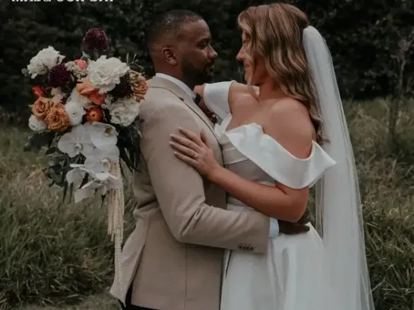 Jake Smith was the marriage celebrant for Maree & Fabrice at The Prideaux Estate, Ilkley, Queensland, and they gave him a five star rating for his wedding celebrant services.