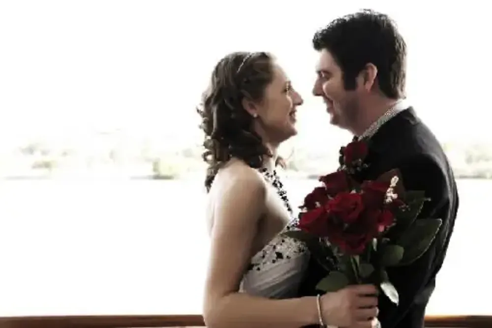 Pete and Hannah's 'Cruisey' wedding! testimonial