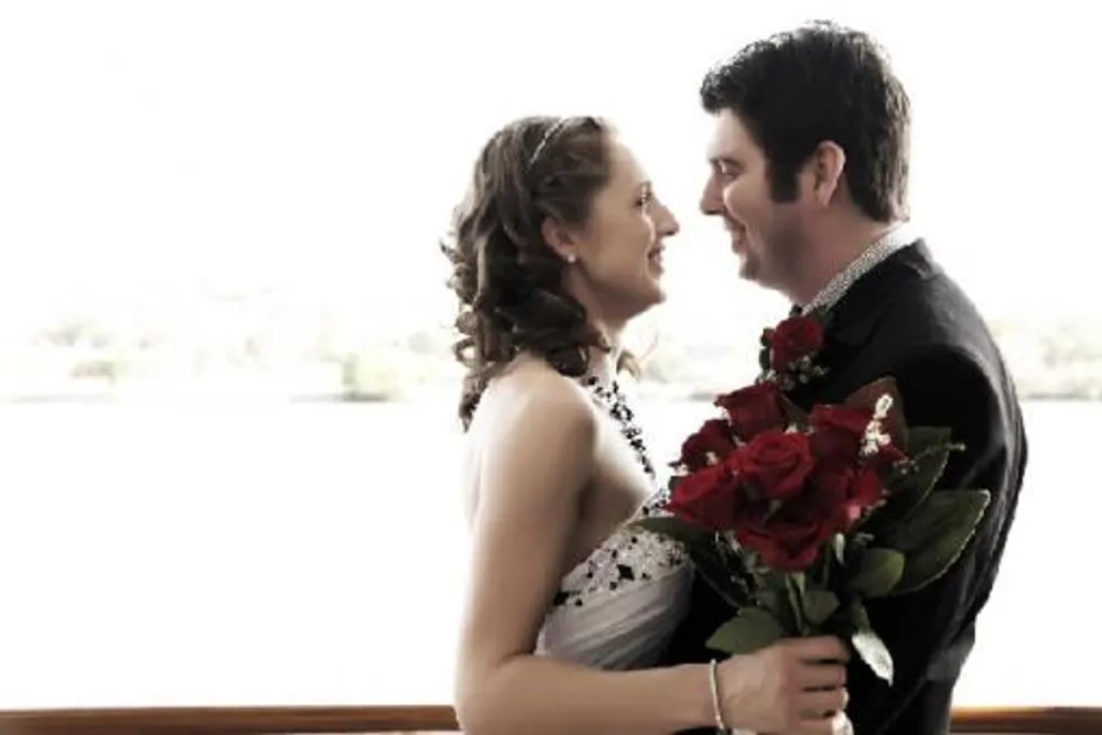 Pete and Hannah's 'Cruisey' wedding! testimonial