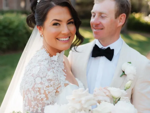 Jake Smith was the marriage celebrant for Rhiannon & Jesse at Gabbinbar, Toowoomba, Queensland, and they gave him a five star rating for his wedding celebrant services.