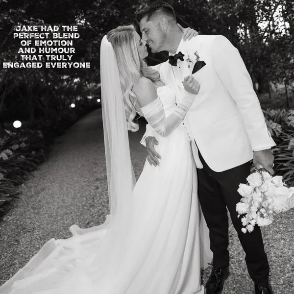 Jake Smith was the marriage celebrant for Samara & Aleks at Gabbinbar, Toowoomba, Queensland, and they gave him a five star rating for his wedding celebrant services.