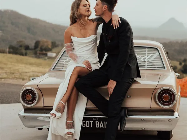 Jake Smith was the marriage celebrant for Alyssa & Jarrad at Maleny Manor, Maleny, Queensland, and they gave him a five star rating for his wedding celebrant services.