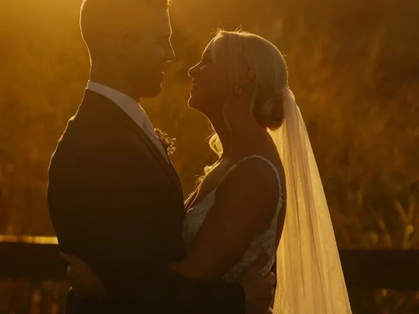 Jake Smith was the marriage celebrant for Emma & Andre at Summergrove Estate, Carool, New South Wales, and they gave him a five star rating for his wedding celebrant services.