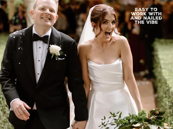 Jake Smith was the marriage celebrant for Shannon & Sam at Gabbinbar, Toowoomba, Queensland, and they gave him a five star rating for his wedding celebrant services.