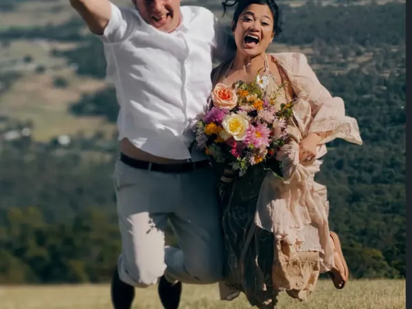 Jake Smith was the marriage celebrant for Paula & Dan at Robert Sowter Park Lookout, Tamborine Mountain, Queensland, and they gave him a five star rating for his wedding celebrant services.